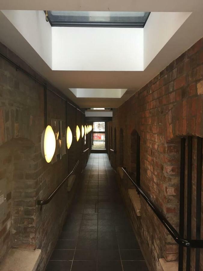 Victorian Penthouse Apartment Gloucester Exterior photo