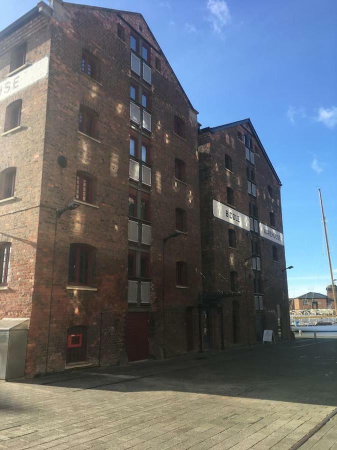 Victorian Penthouse Apartment Gloucester Exterior photo
